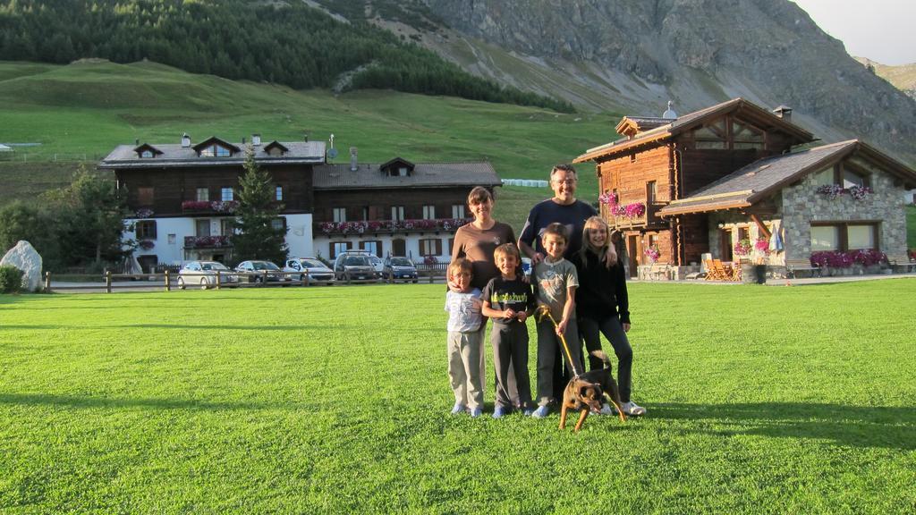 Chalet Del Sole Per Gruppi Apartahotel Livigno